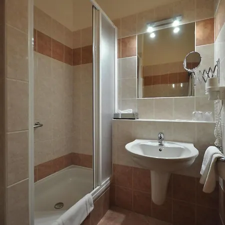 Hotel Vladimir 3*